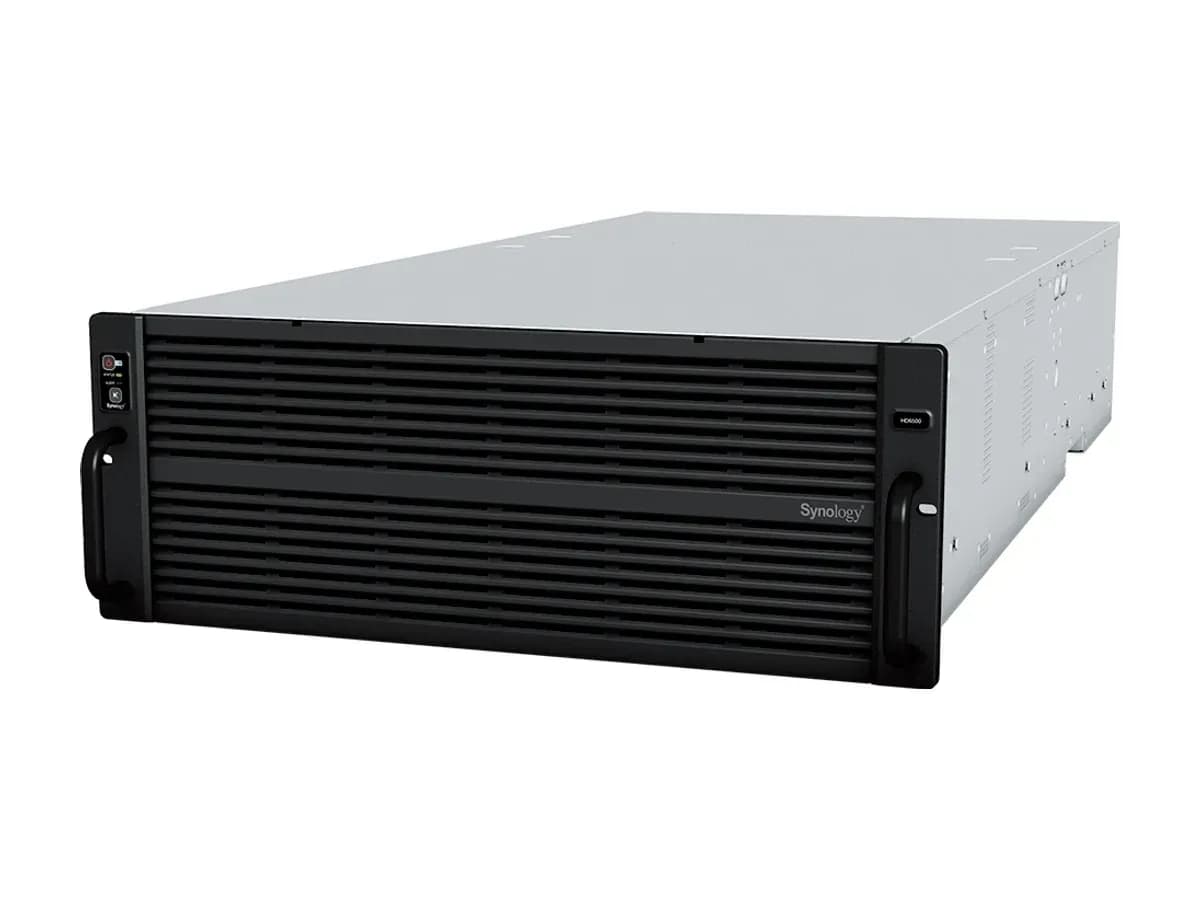 Стійковий сервер зберігання високої щільності Synology HD6500, вигляд спереду під кутом