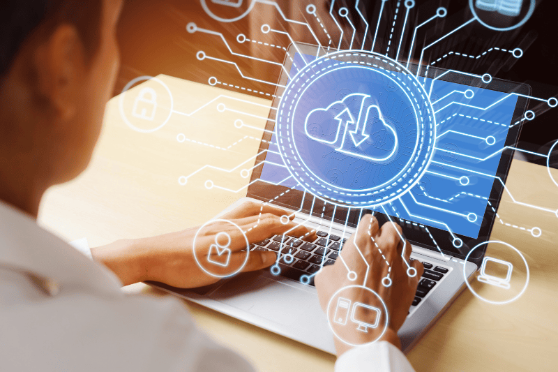 Bulut-Tabanlı (Cloud-Native) Veritabanı Nedir Yeni Nesil Uygulama Geliştirmede Rolü